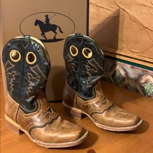 Boys boots , Mexico 100% leather size 11